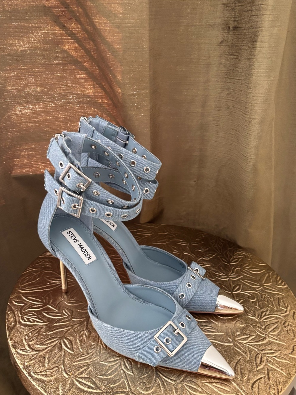 Steve Madden Bez Pointed-Toe Pump